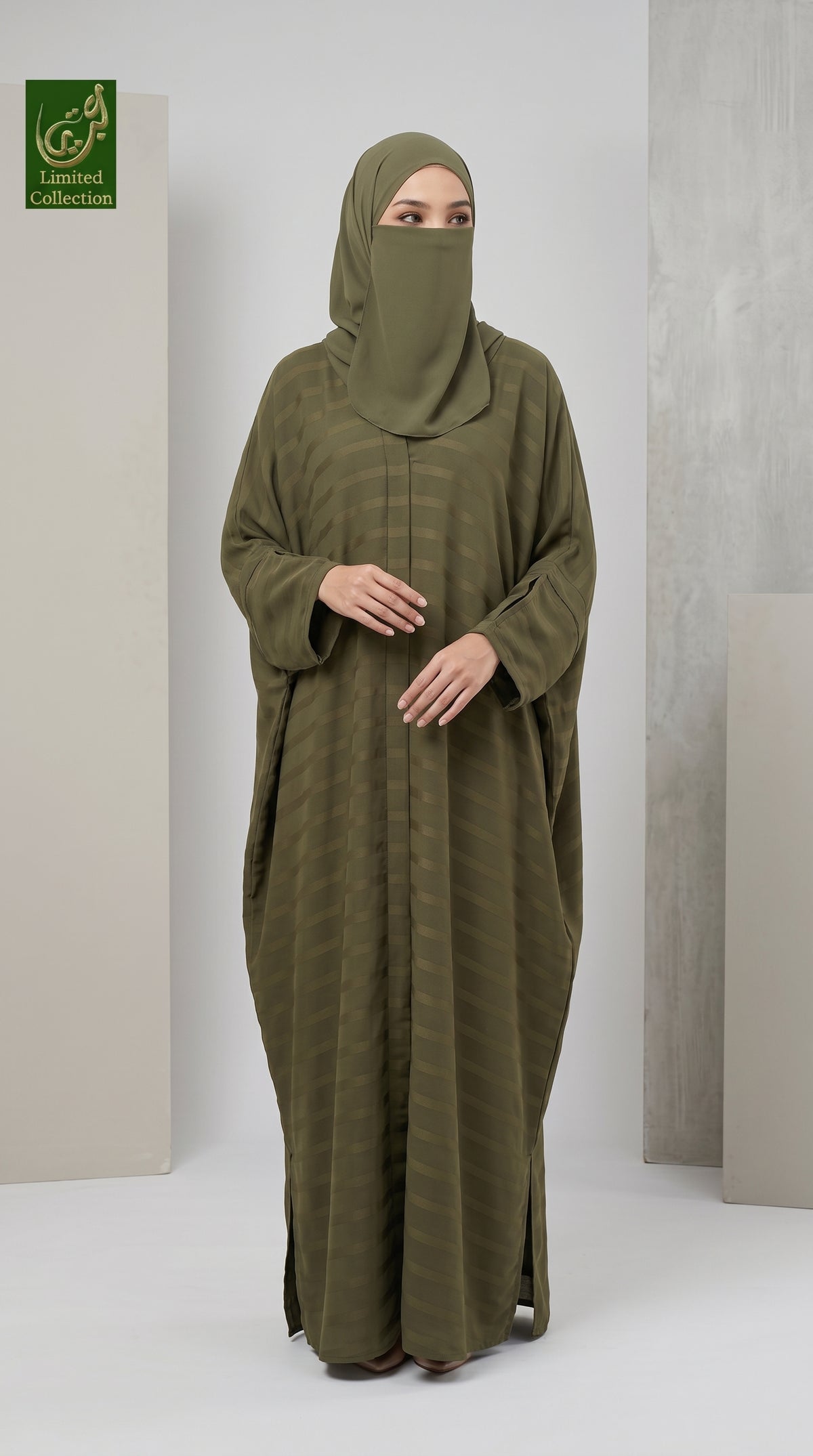 Front-Closed Butterfly Maxi Abaya | Premium Striped Print Zoom Abaya